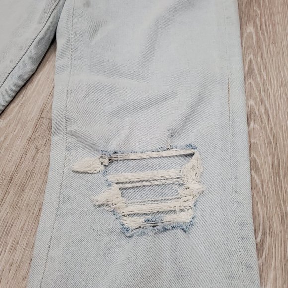 NWT Madewell The Mom Jean Distressed Raw-Hem Edition Style MC583 Size 26 - Picture 5 of 11